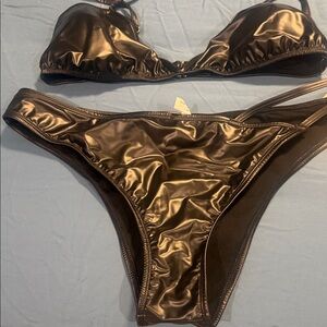 Sleek Black Women's Bikini Set